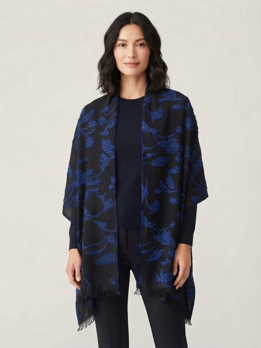 Chico’s Sz OS Black Blue Floral Boho Shawl